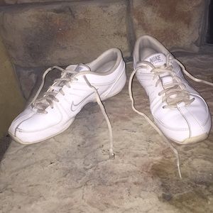 Nike mix down 2 cheer shoes